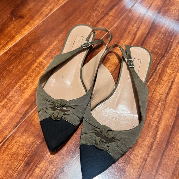 Aquazzura Colorblock Pattern Pointed-Toe Slingback - Picture 2 of 7